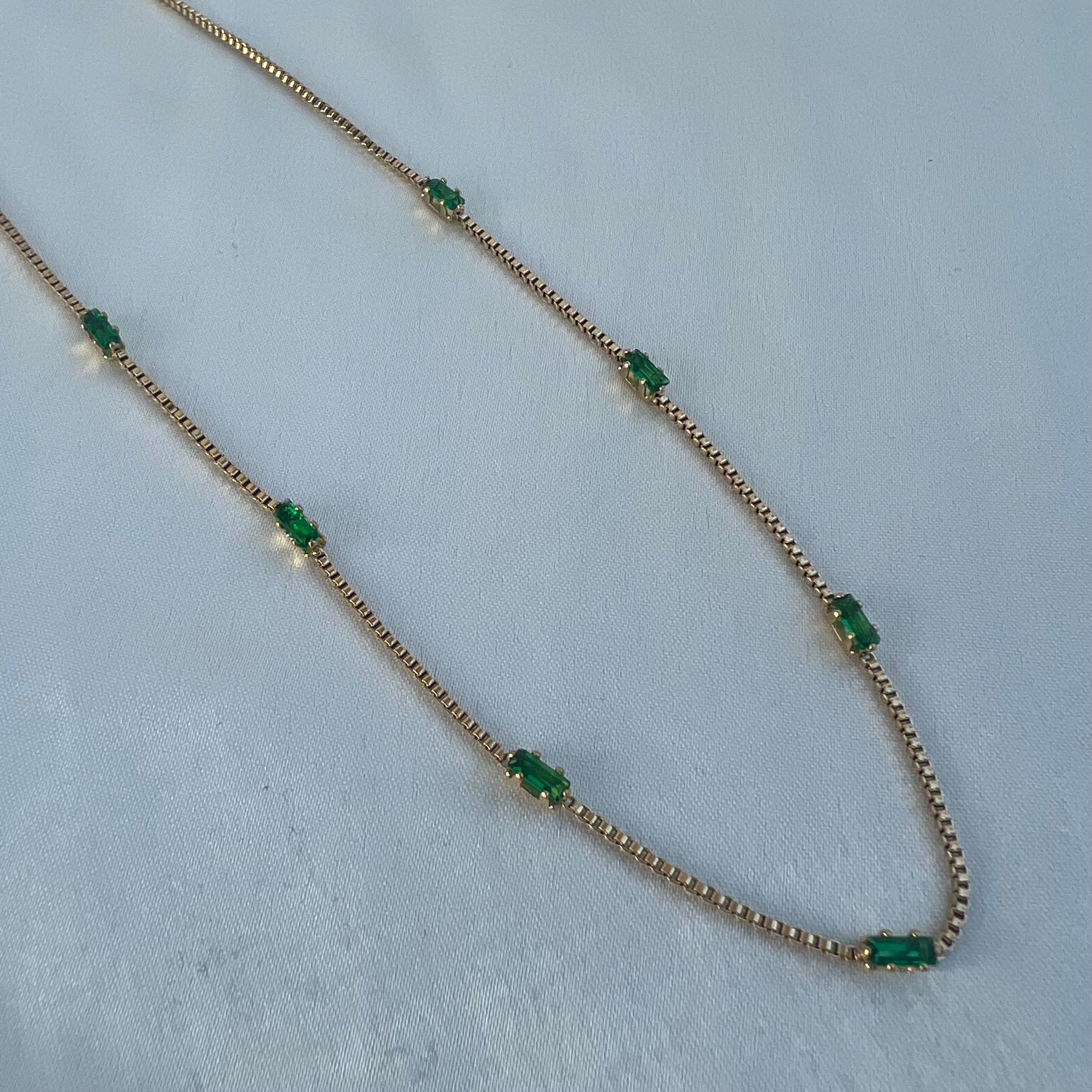 Gold Finish Kundan Polki & Emerald Necklace Set Design by Vastraa Jewellery  at Pernia's Pop Up Shop 2024