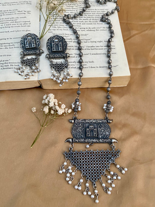 Long Taj Mahal Necklace & Earrings set
